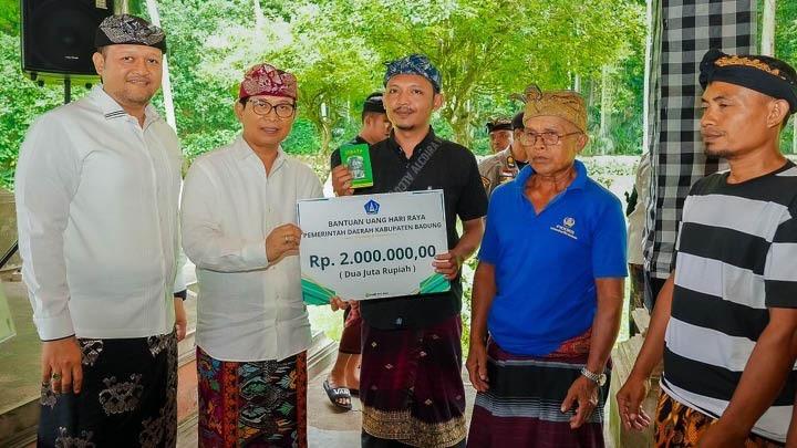 Badung Sakinlerine Dini Bayram Yardımı Var