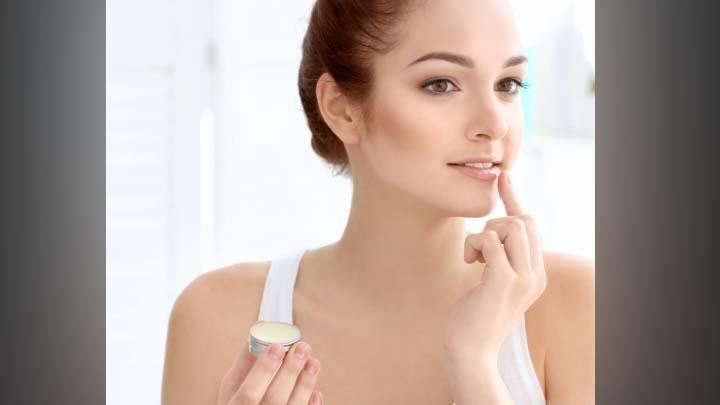 7 Rekomendasi Lip and Cheek Tints yang Bikin Makeup Segar dan Berkilau