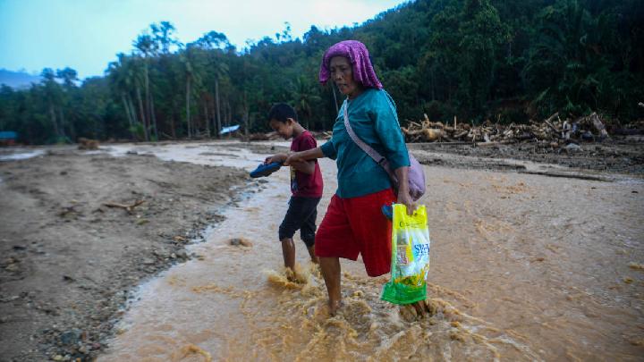 BNPB, Sumatra Sel Mağdurlarına Yardımın Dağıtılmasını Sağlıyor