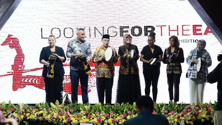 Jayapura Avara Demiri Teknelerinin Otuz Yılı, Denizcilik Müzesi Doğuyu Aramak Sergisini Sunuyor