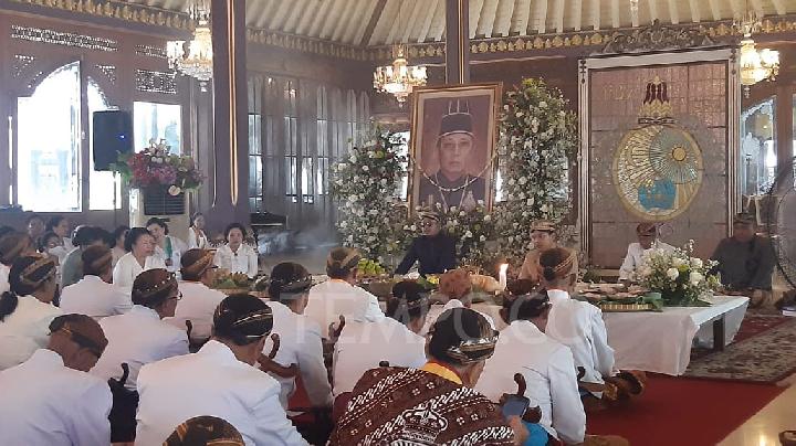 Dua Kubu Keraton Surakarta Gelar Peringatan 40 Hari Wafat Pakubuwono XIII di Hari Berbeda