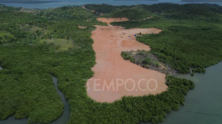 Batam Fishermen Hit Hard by Illegal Coastal Filling