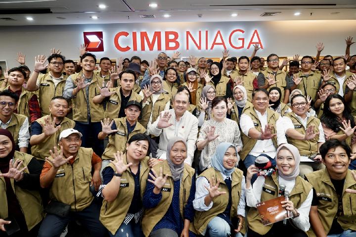 CIMB Niaga, İlham Verici Gazetecilik Dersinde F30 Stratejisini Anlatıyor