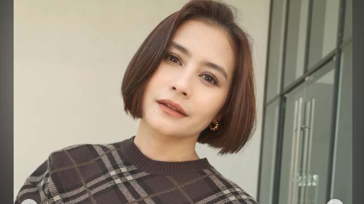 Prilly Latuconsina Ungkap Makna Fashion dalam Film, Lebih dari Sekadar Pakaian