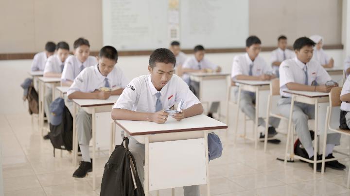 Okulu bırakan Udin’in Halk Okulu’ndaki umudu yeşeriyor