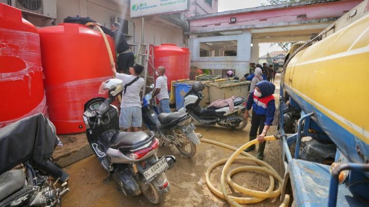 Pertamina Salurkan Bantuan Air Bersih di Aceh dan Sumatra Lewat Posko Siaga
