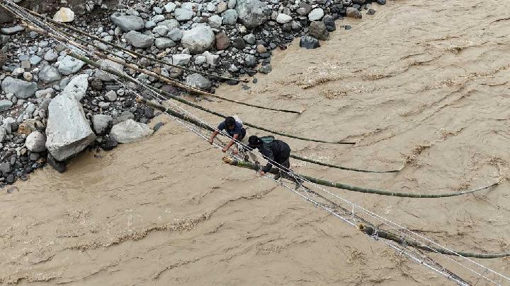 Sumatra Floods Expected to Cut Public Spending by Rp18.58 Trillion