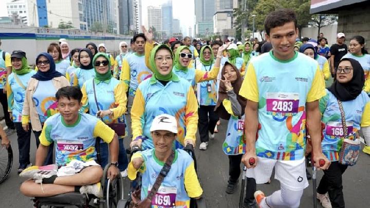 Fatma Saifullah Yusuf Hadiri Funwalk Bersama Ribuan Disabilitas