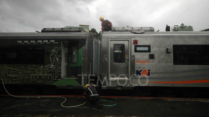 KAI Bandung Batalkan 3 Keberangkatan Kereta