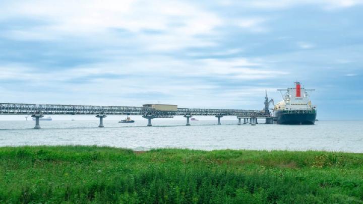 EU Agrees on Complete Ban of Russian Gas Imports by 2027