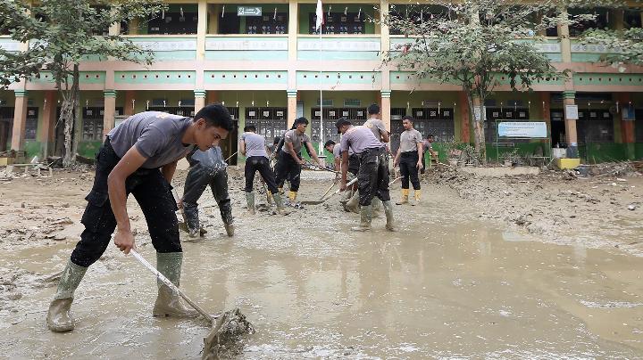 Indonesian Police Target 100 Water Wells for Flood-Hit Aceh Tamiang