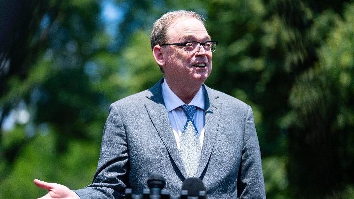 US Considers Removing Tariffs on Goods Not Made in America