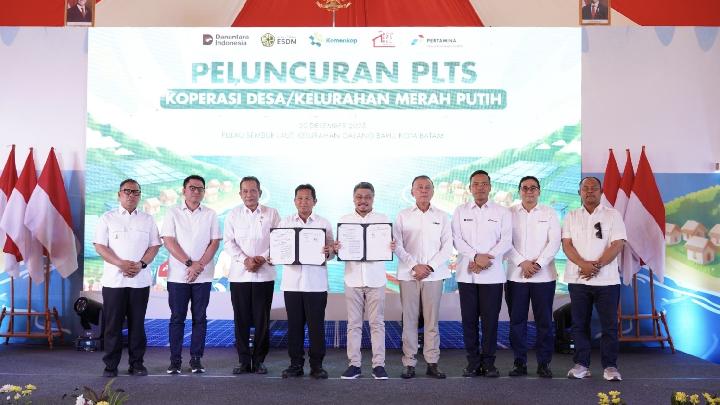 Pertamina NRE ve Kooperatifler Bakanlığı İlk KDKMP PLTS ile Sembur Adasını Aydınlatmaya Hazır