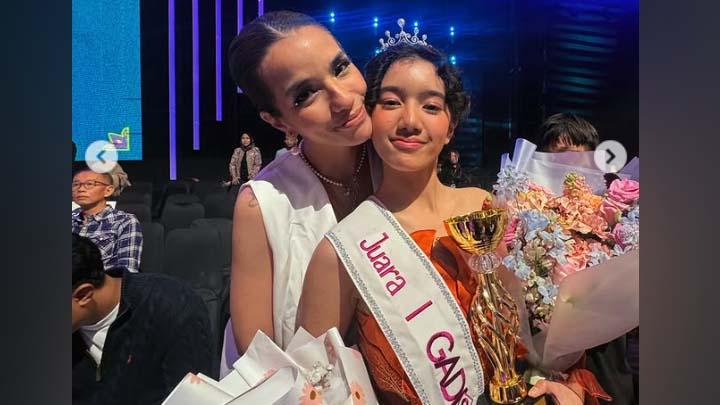 Curhat Sheila Marcia Usai Putrinya, Leticia Charlotte Menang Gadis Sampul 2025