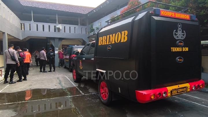 Police Probe Bomb Threat Sent to 10 Schools in Depok