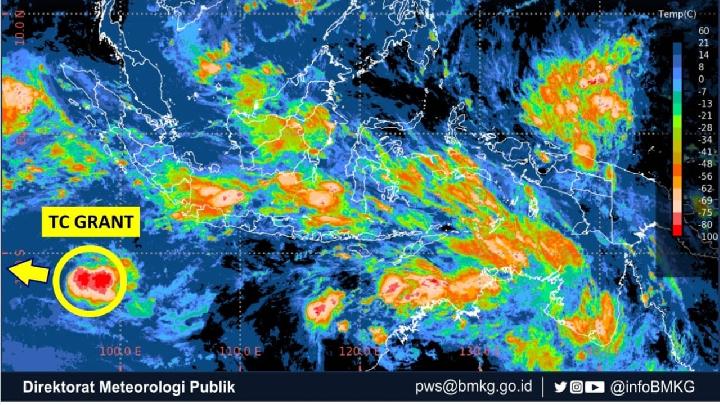 Tropical Cyclone Grant Impacts Western Indonesia