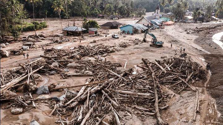 CORE: Sumatra Floods Hamper Economic Growth