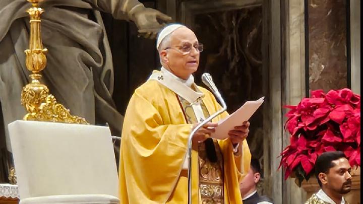 Pope Leo, Donald Trump Differ on Course of United States