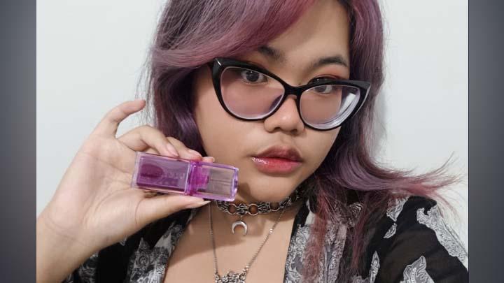 Cantika Review: Plumptuous Lip Jelly dari KraveBeauty Terasa Ringan dan Enggak Oily di Bibir