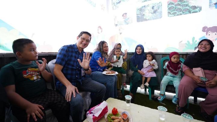 BCA Pushes Stunting Prevention for Sumatra Flood Victims