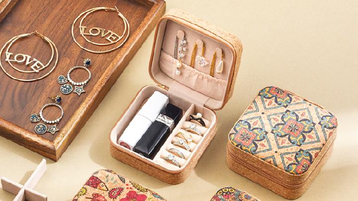 Kotak Perhiasan untuk Penyimpanan Aman dan Rapi