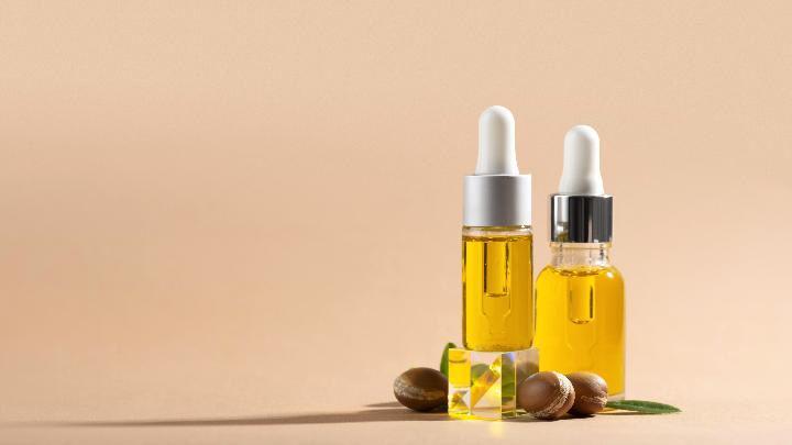 Beragam Minyak Vitamin E untuk Perawatan Kulit dan Rambut