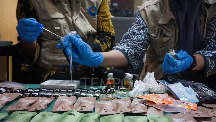 Indonesian Police Hunt for Two Chinese Nationals in Drug-Laced Liquid Vape Case