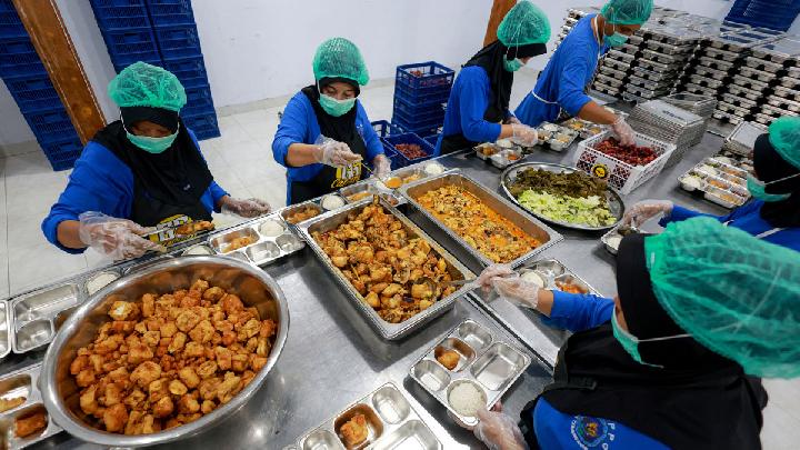 Airlangga: Free Meal Business Model Secure with Rp335tn