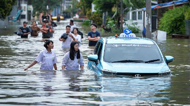 BMKG Alerts Areas to Extreme Weather Until January 22