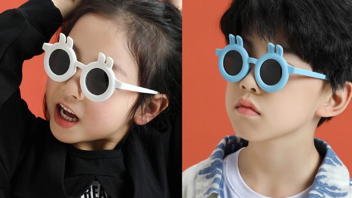 Kacamata Anak Lucu untuk OOTD yang Makin Gemas