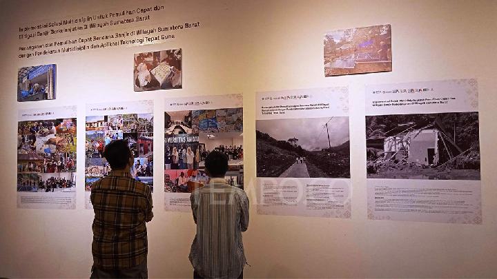 Institut Teknologi Bandung menggelar pameran tentang kebencanaan Sumatra yang berlangsung hingga 18 Januari 2026 di Galeri Soemardja, Bandung, Jawa Barat. Tempo/Anwar Siswadi 