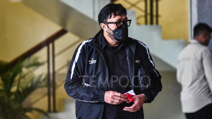 KPK Sita Uang Tunai Ratusan Juta dari Rumah Ono Surono