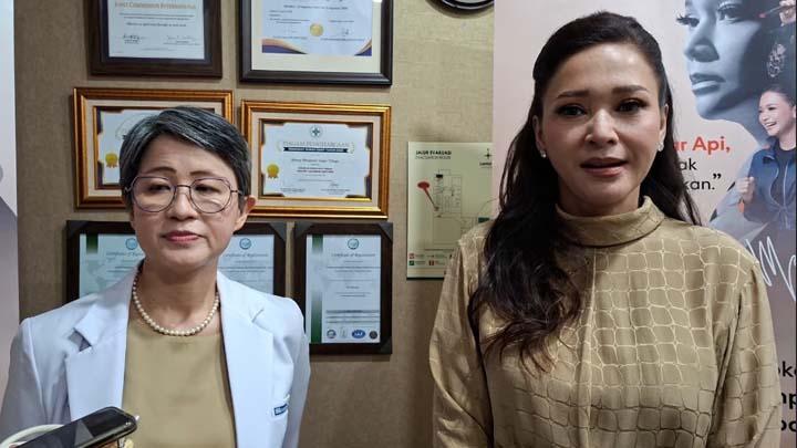 Catat Ladies! Maia Estianty bagi Tips Mencegah Cacar Api