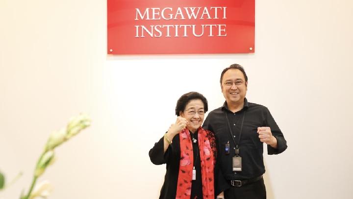 Megawati Tinjau Kantor Baru Megawati Institute di Menteng
