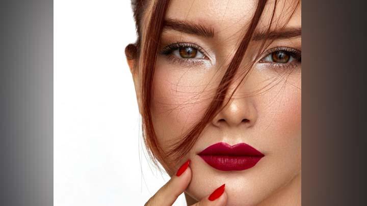 5 Rekomendasi Lipstik Drugstore Terbaik, Worth It Tanpa Bikin Kantong Menjerit