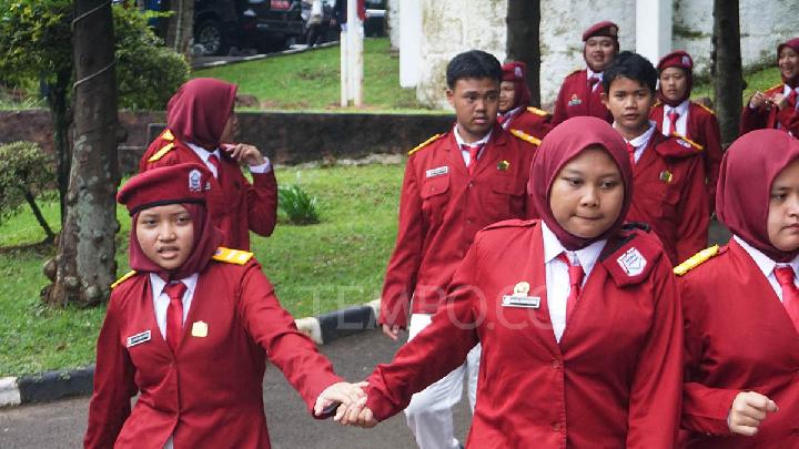 Indonesian Rights Group Slams Military Discipline Plan for Students