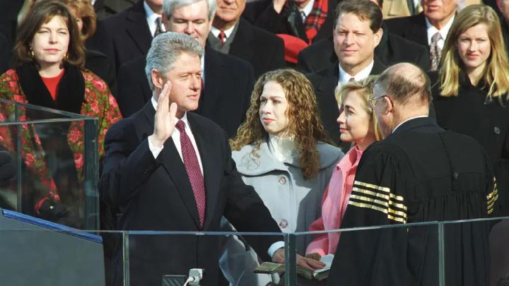 Bill and Hillary Clinton Agree to Testify in Epstein Probe