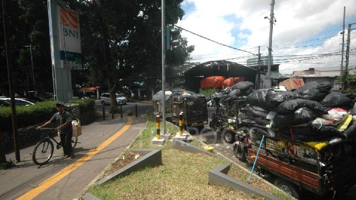 Bandung City to Involve Universities in Solving Waste Problems