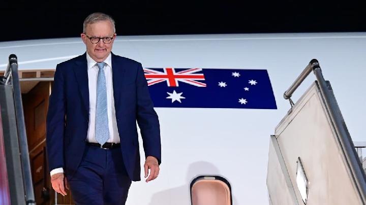 Australia PM Bomb Threat Linked to Chinese Dance Show