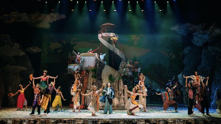 Pentas Musikal Perahu Kertas Ajak Penonton Hidupkan Mimpi