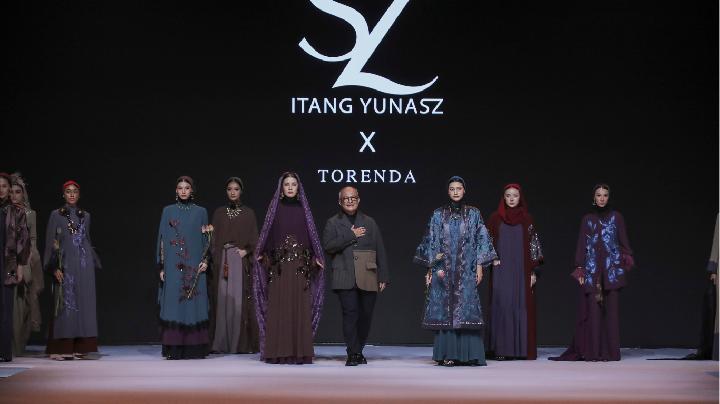 Bawa Tema Sophisticated, Indonesia Fashion Aesthetics 2026 Hadirkan Koleksi Itang Yunasz hingga Vivi Zubedi