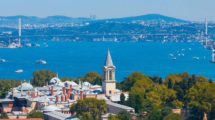 Ramadan School Activities Spark Secularism Debate in Turkey