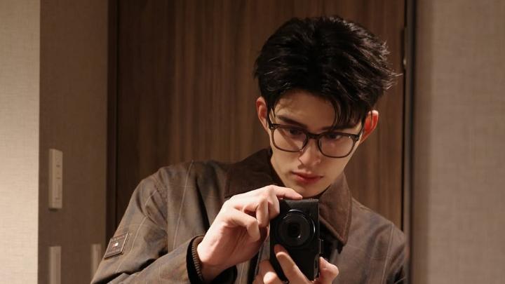 Intip Profil Pond Naravit, Aktor Thailand Pemeran Utama Drama Me and Thee