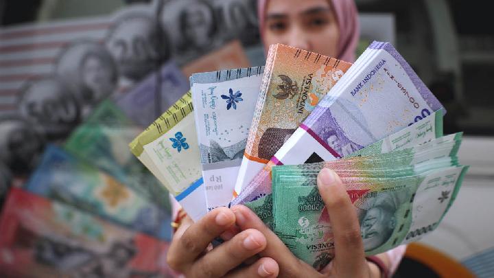 Rupiah Weakens to Rp17,105 Amid US-Iran Escalation Fears