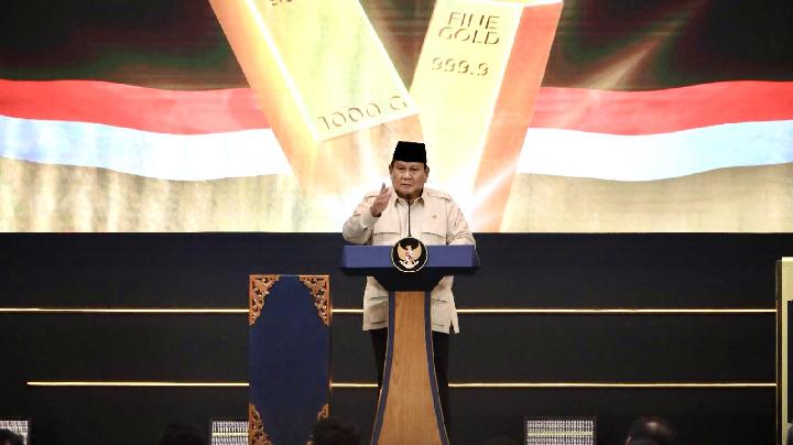 Prabowo Urges Stable Prices for Basic Commodities Ahead of Eid