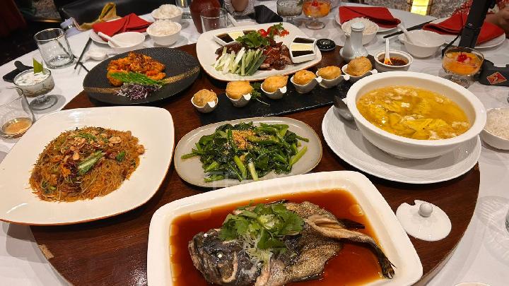 Cross-Cultural Iftar: From Chinese to Middle Eastern Cuisine