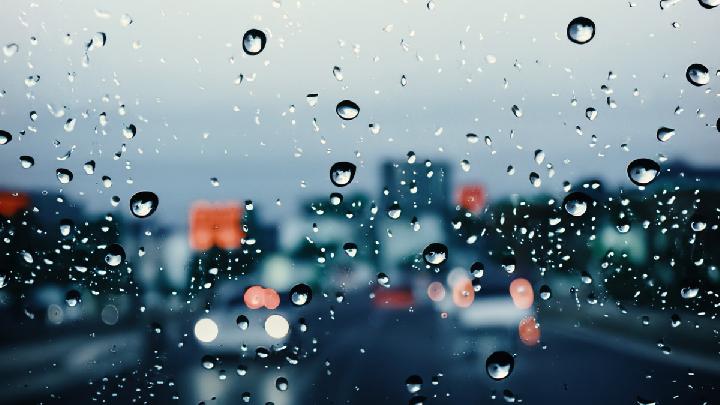 BMKG Forecasts Rain, Thunderstorms Across Indonesia Today