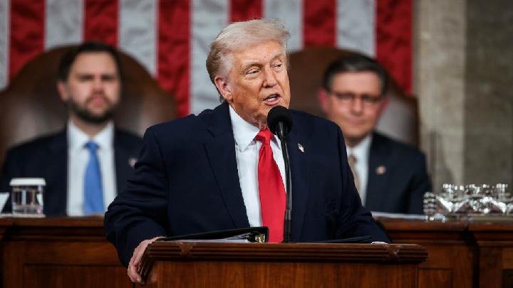 Trump Claims Iran War May End Soon, Then Denies It