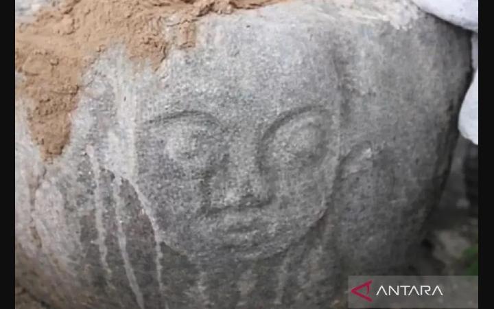 Megalithic Site Found in Indonesia's Illegal Gold Mine