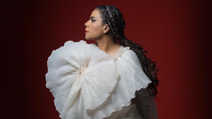 Nowela Mikhelia Rilis Lagu Penuh Cinta untuk Tanah Papua